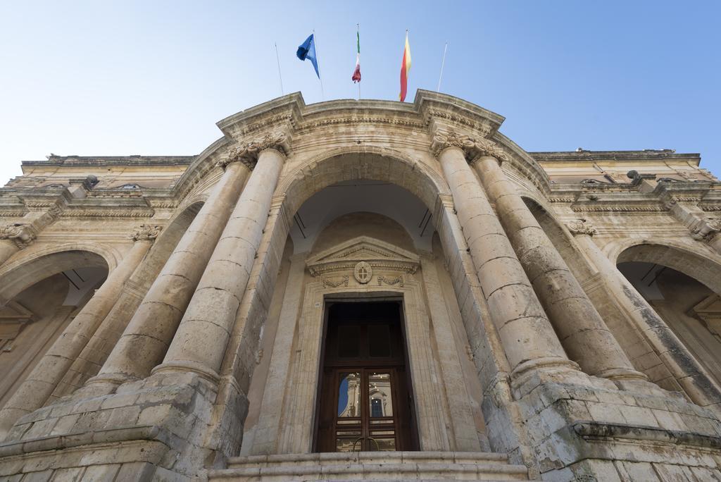 Apartamento Casa Elia: Locazione Breve Noto Exterior foto